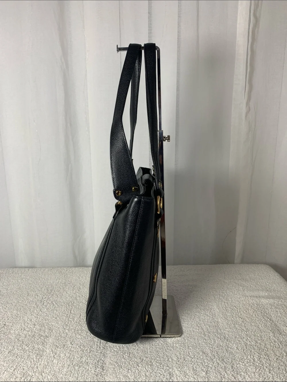 GUC MCM Black pebble Leather Shoulder Bag L 12” x H 10” x D 4” - Picture 3 of 8